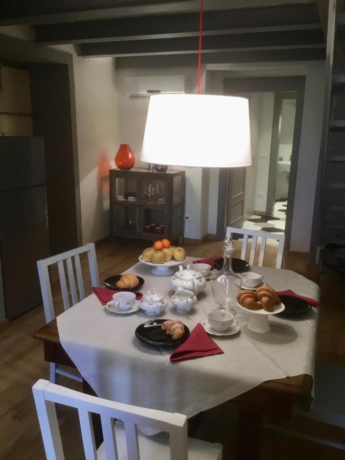 Apartament Torre Guinigi Luxury Loft Nel Centro Storico Di Lukka Zewnętrze zdjęcie