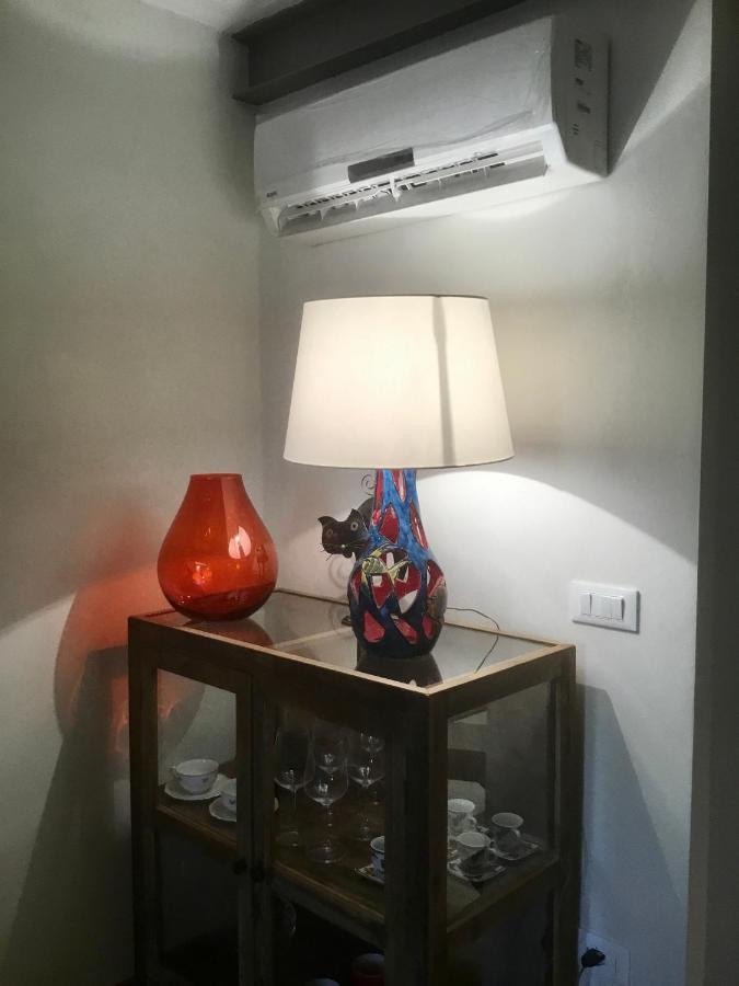 Apartament Torre Guinigi Luxury Loft Nel Centro Storico Di Lukka Zewnętrze zdjęcie