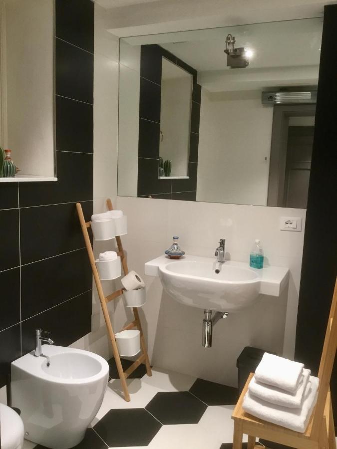 Apartament Torre Guinigi Luxury Loft Nel Centro Storico Di Lukka Zewnętrze zdjęcie